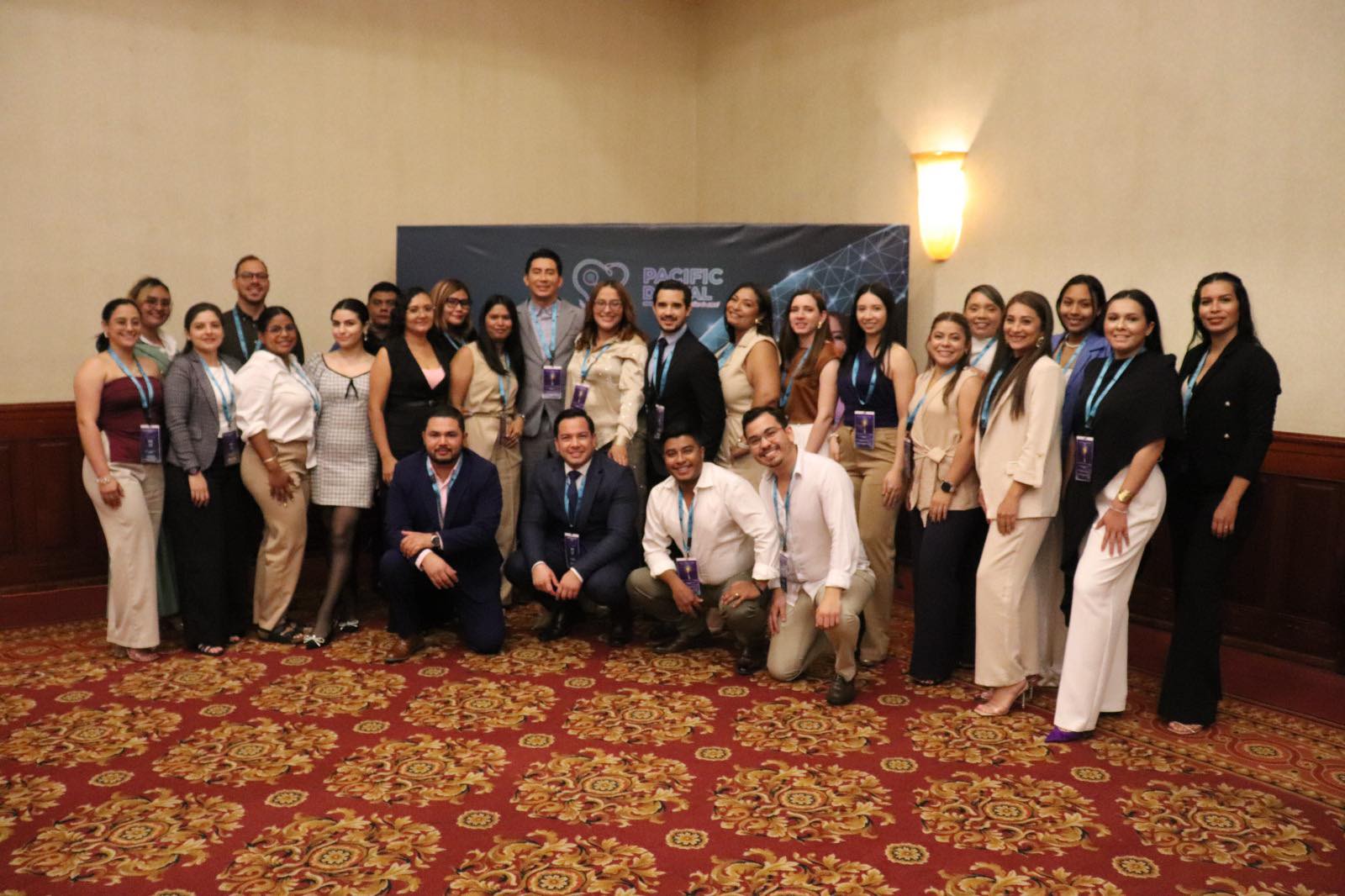 Equipo en capacitación